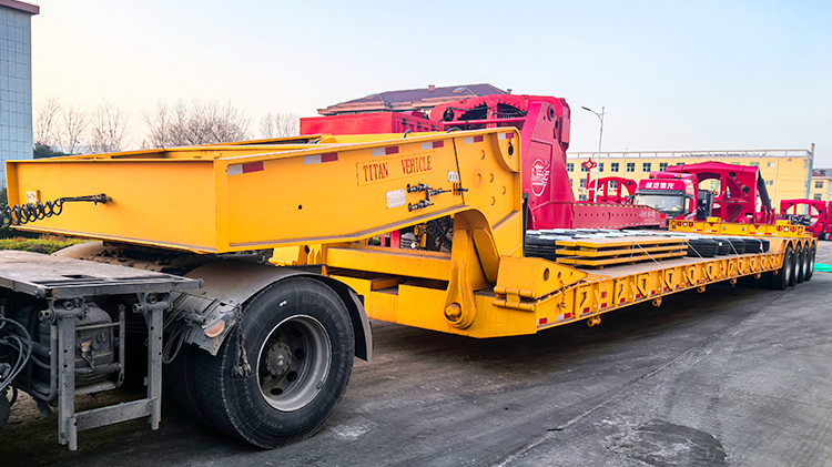 Titan 4 Axle 100 ton Detachable Neck Gooseneck Trailer for Sale in Ghana
